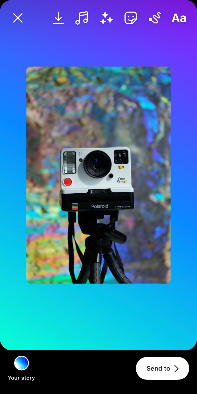 Instagram Stories with Mixter gradient background